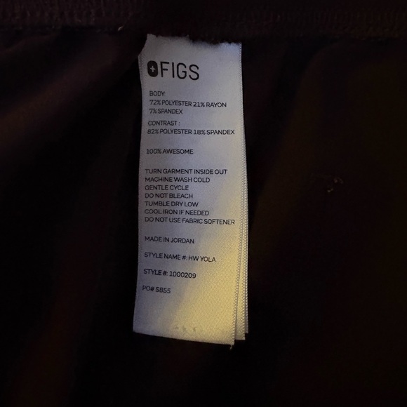 Figs Scrub Set - Picture 11 of 11